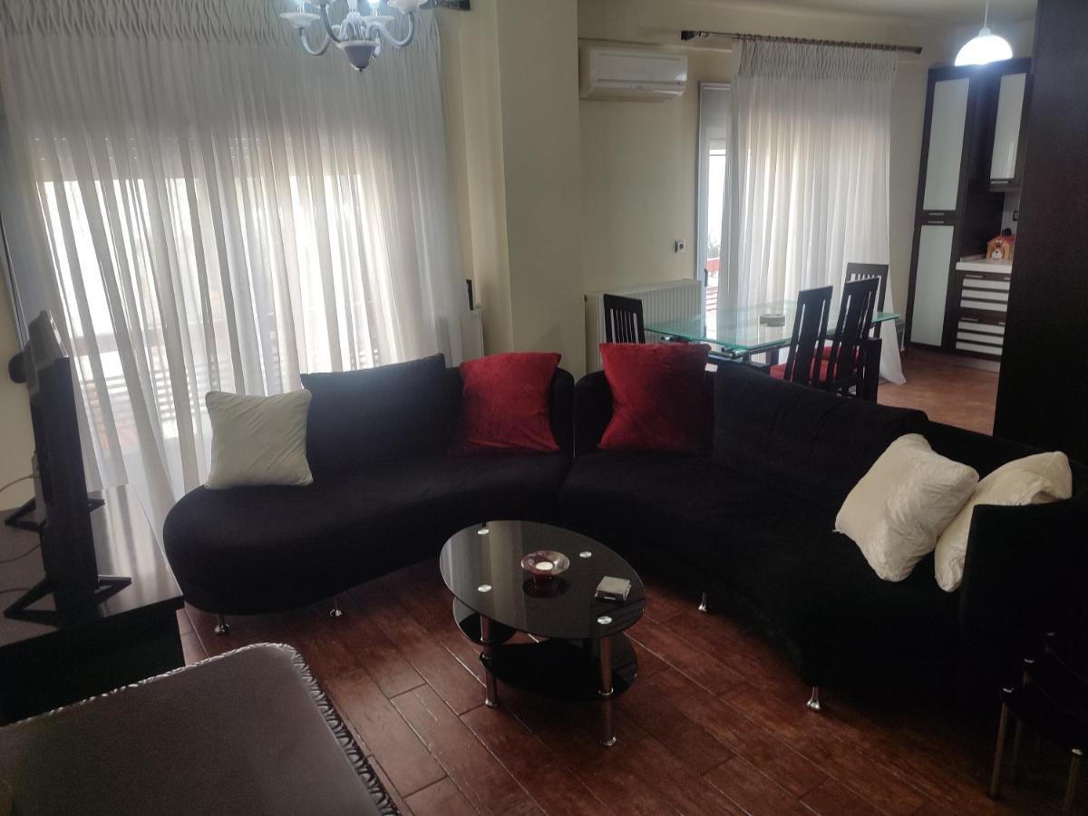 Aggelos Renovated Apartamento *